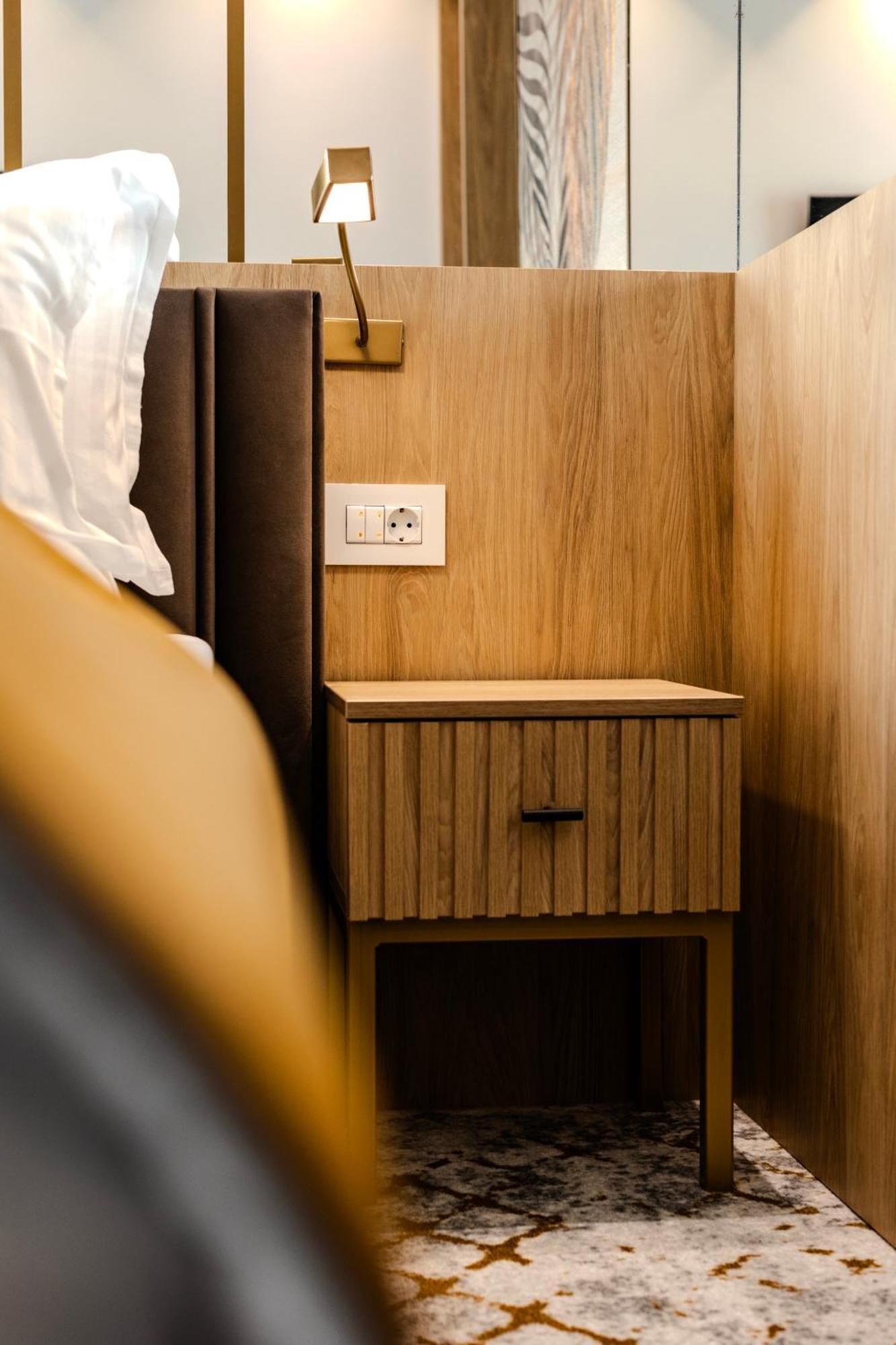 Hotel Branco Тимишоара Экстерьер фото