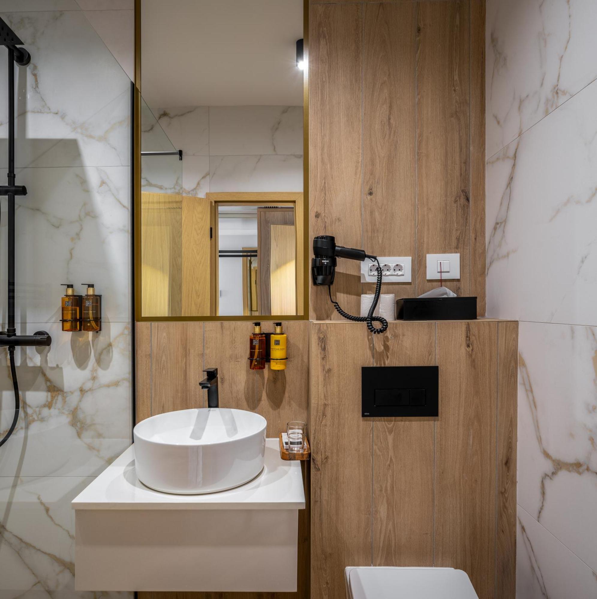 Hotel Branco Тимишоара Экстерьер фото